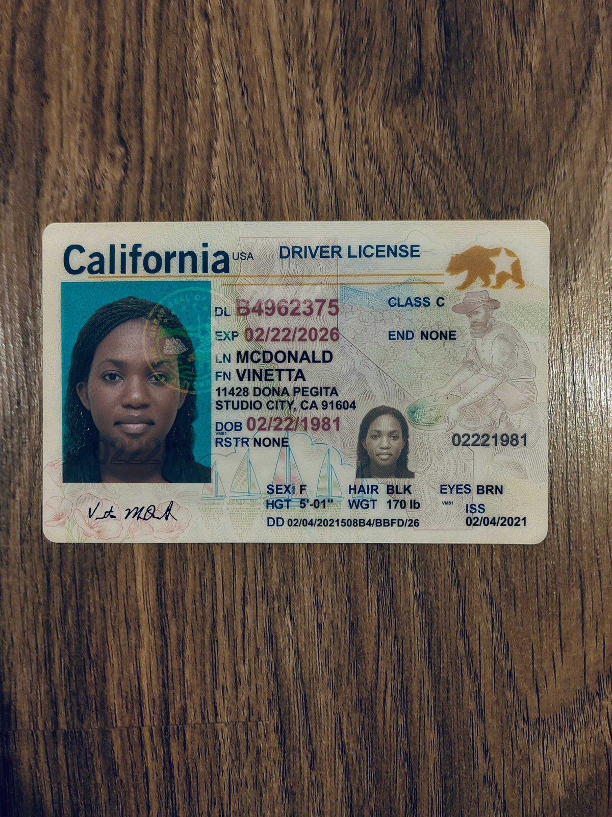 IMG 0301 - Dghtd - GBM 425 - California USA DRIVER LICENSE DL B4962375 ...